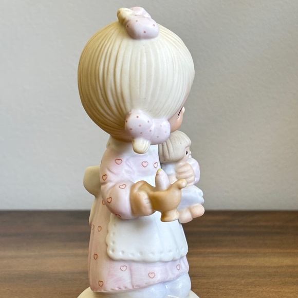 Precious Moments JESUS IS THE LIGHT Figurine 1978 Enesco E-1373/G ORIGINAL 21 - Picture 7 of 10